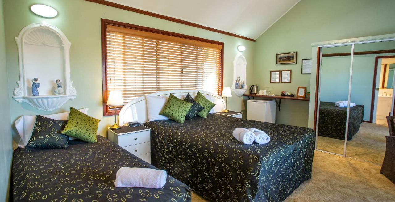 Ainslie Manor Bed And Breakfast Redcliffe Eksteriør billede